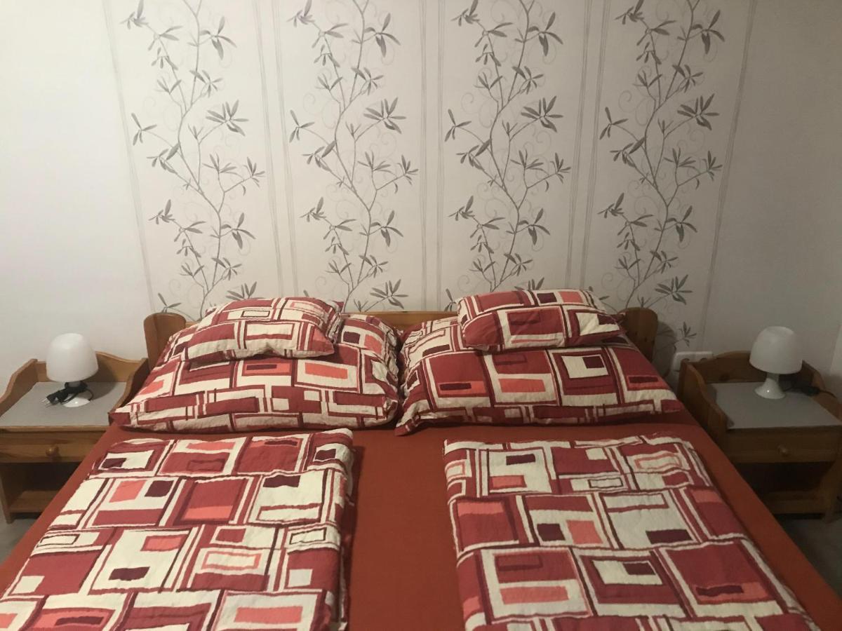 City Center Apartments Heviz Ngoại thất bức ảnh